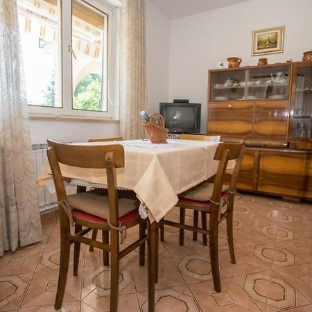 Garden View Apartment In Porec For 2 - 3 Persons ภายนอก รูปภาพ